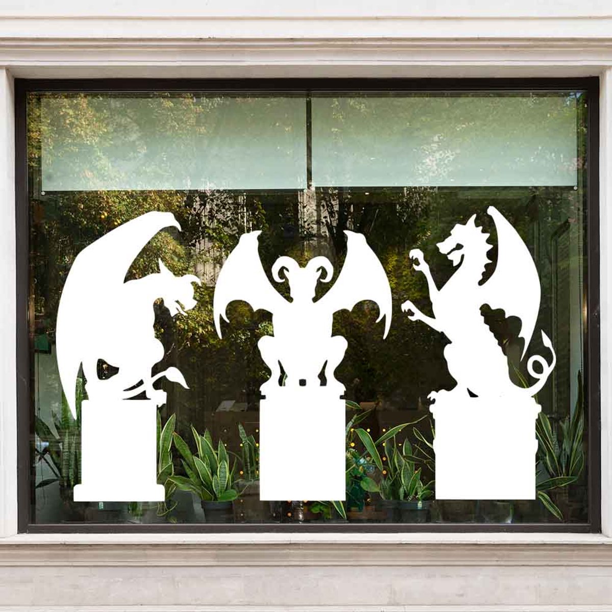 Gargoyle raamsticker met drie pilaren - Zwart - 50 x 50 cm