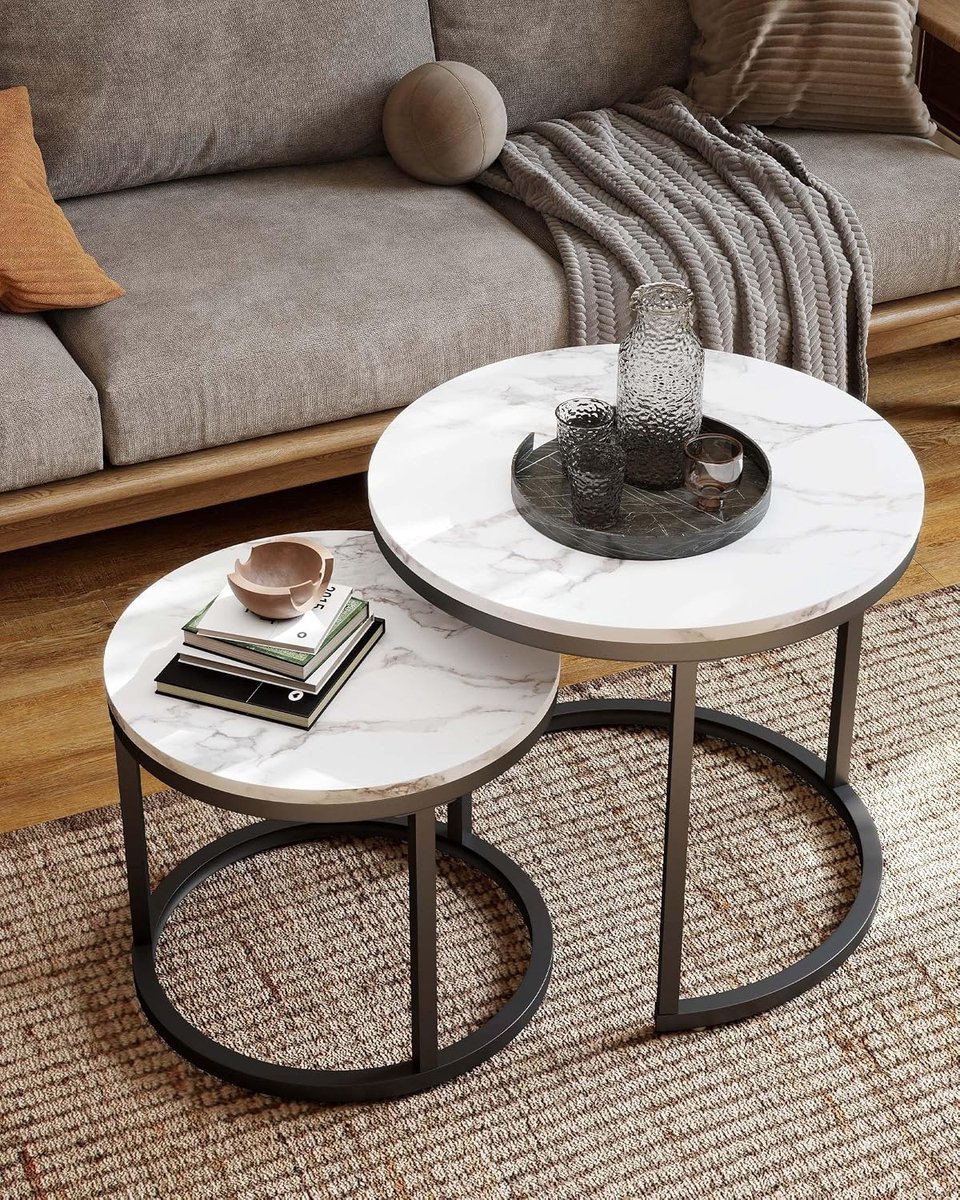 Set van 2 Nesting Salontafels 50+40 cm, Witte Marmerlook MDF Tafelblad, Zwart Metalen Frame, Moderne Ronde Bijzettafels voor Woonkamer