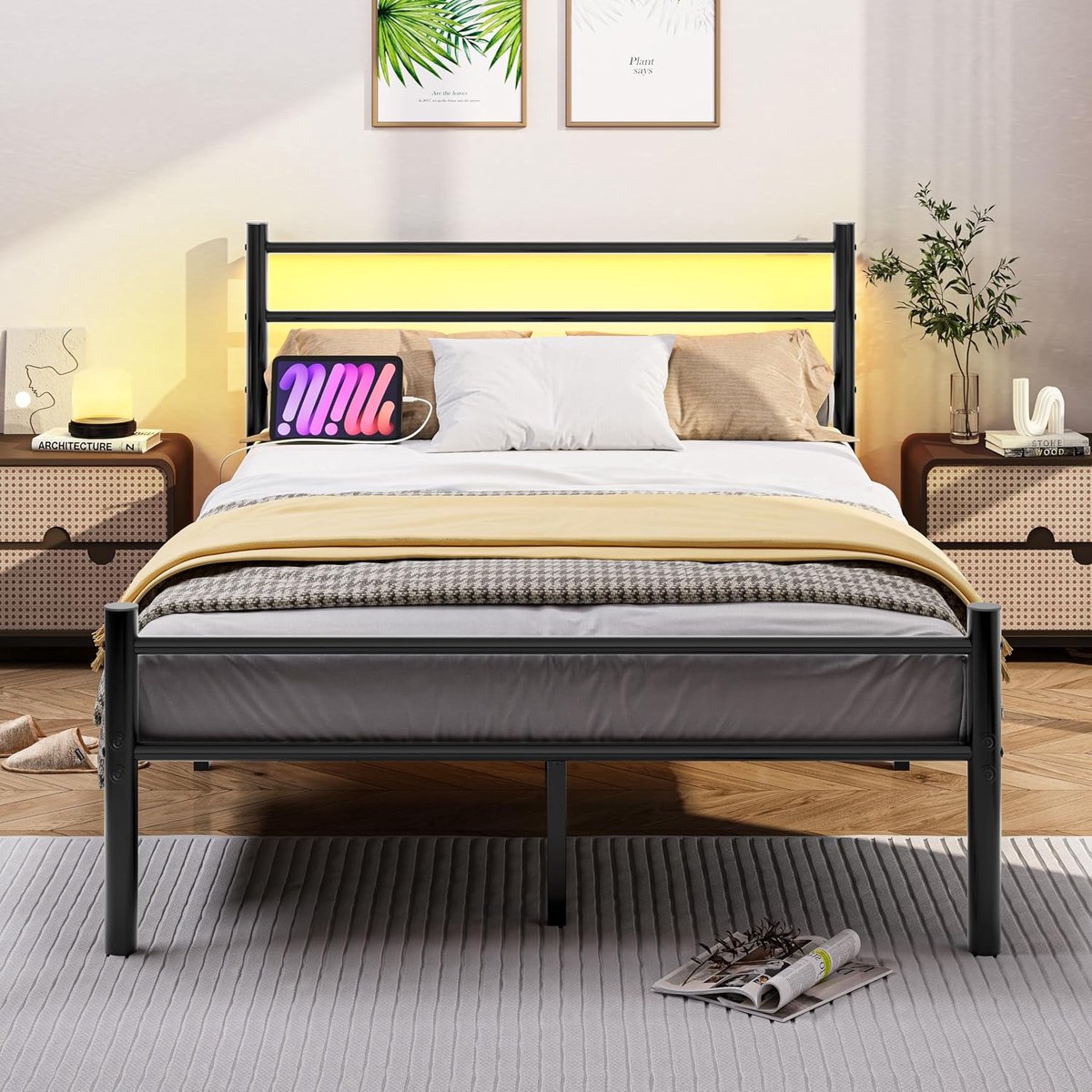 120 x 200 cm, eenpersoonsbed/tweepersoonsbed, logeerbed met lattenbodem, voor slaapkamer, logeerkamer, bedframe met laadstation en ledverlichting, robuust en eenvoudige montage, zwart