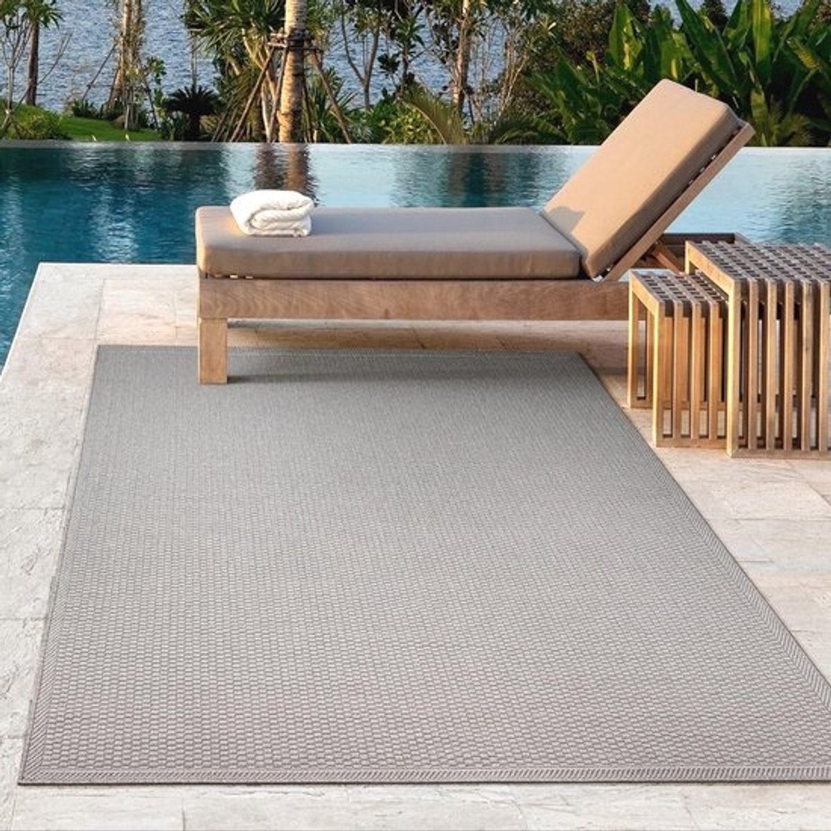 Weerbestendig buitentapijt - Voor terras en balkon - UV-bestendig - Waterafstotend - Grijs - 80 x 150 cm