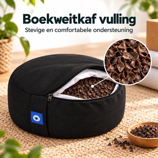 Zwart meditatiekussen met een open rits die boekweitvulling toont; stevige, comfortabele ondersteuning.
