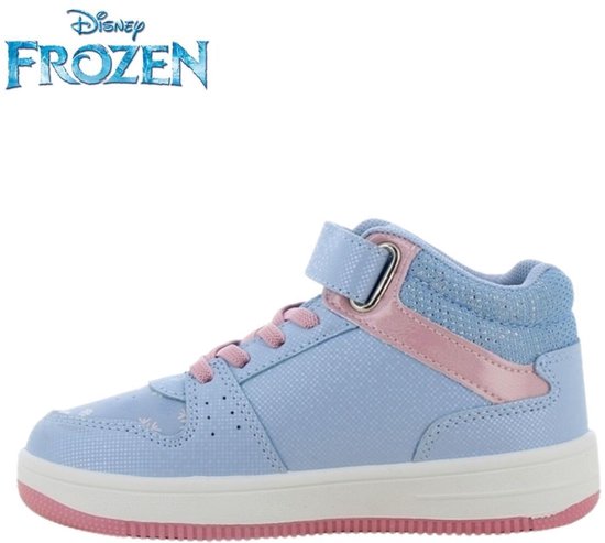 Zijaanzicht van een lichtblauwe Disney Frozen hoge sneaker met roze details en klittenband.