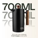 Zwarte VDN koffiezetter, 700 ml, met houten details.