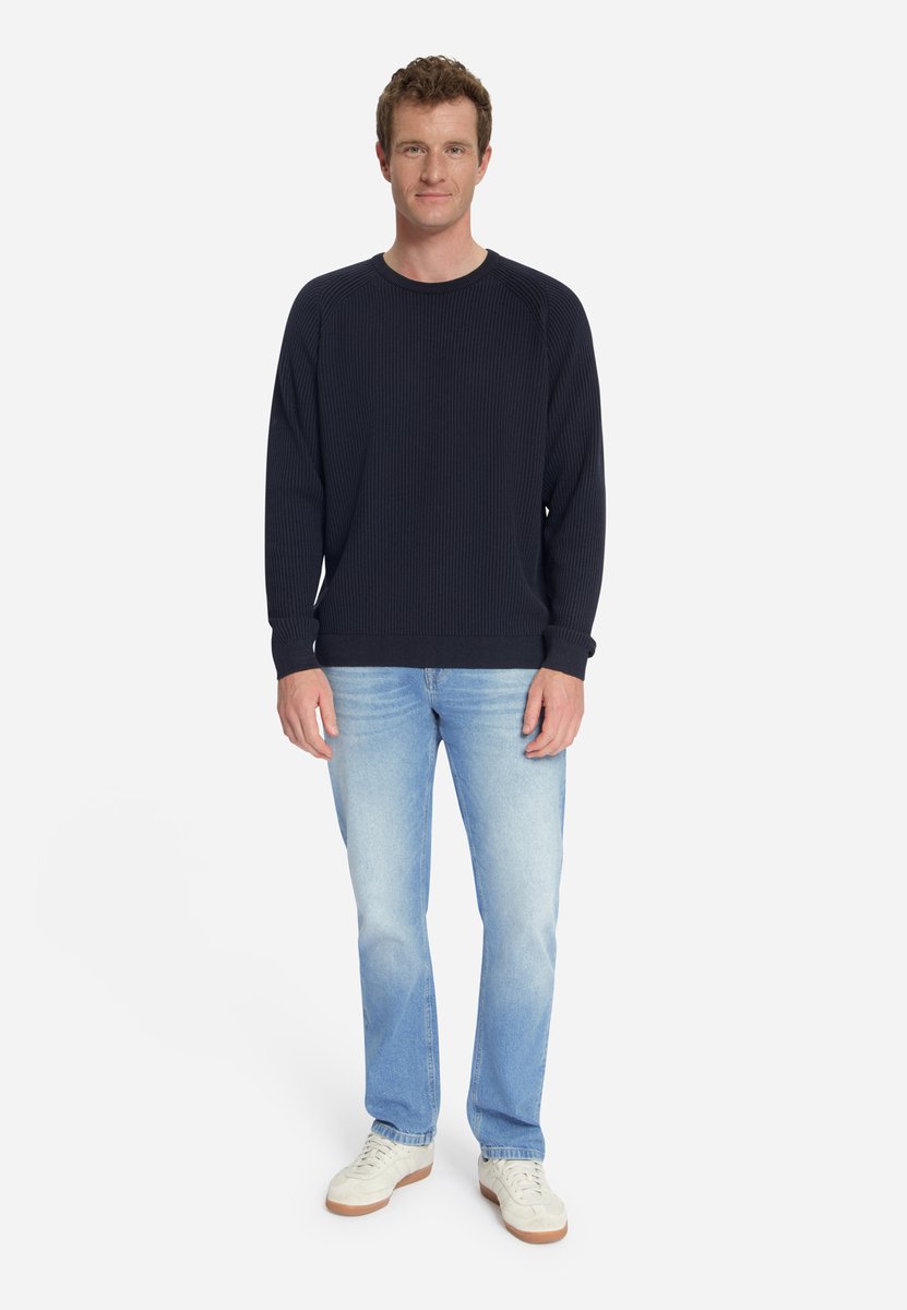 Pullover met ronde hals en tuck stitch