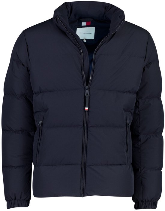Open donkerblauwe gewatteerde jas met Tommy Hilfiger-label in de hals.
