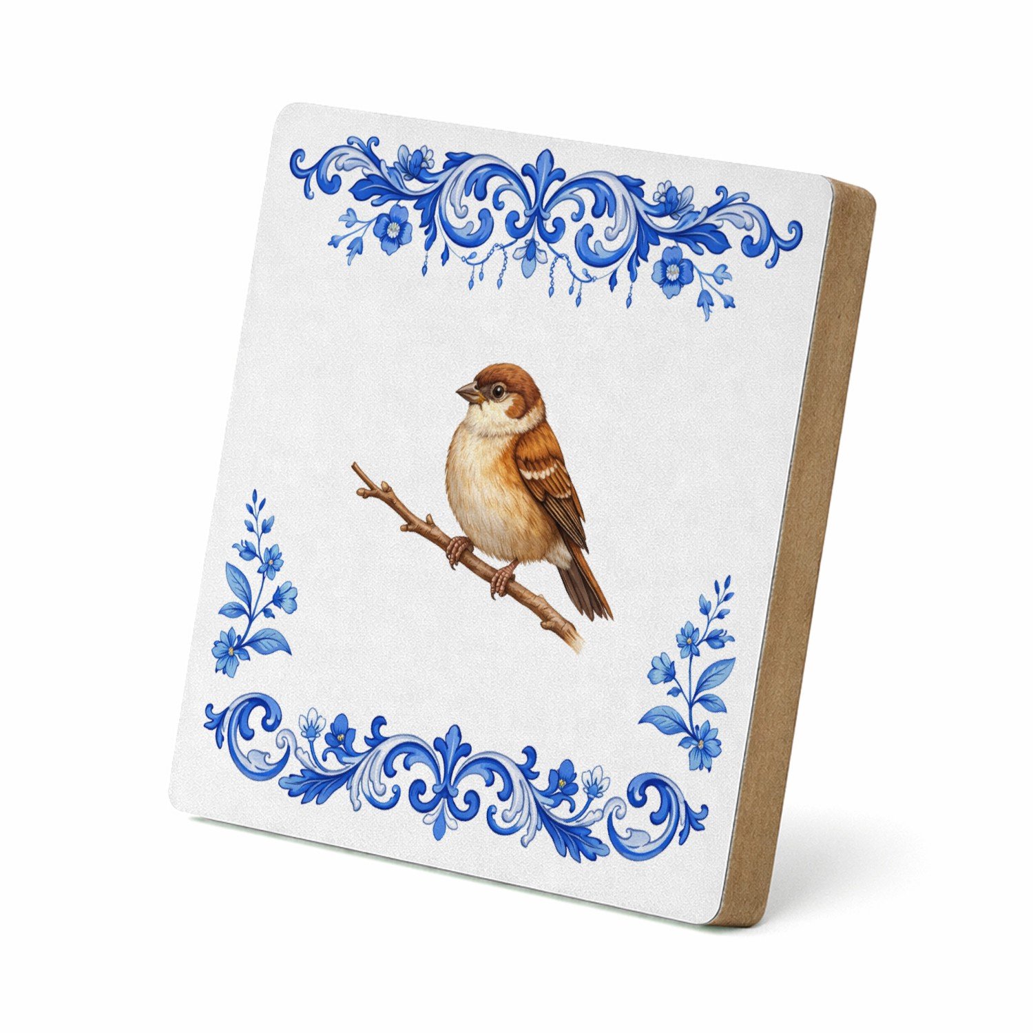 Mr Cadeautjes MDF staande fotolijst 15,2 x 15,2 - design Een sierlijke vlinder centraal op een zachte botanische rand | cadeau Wit