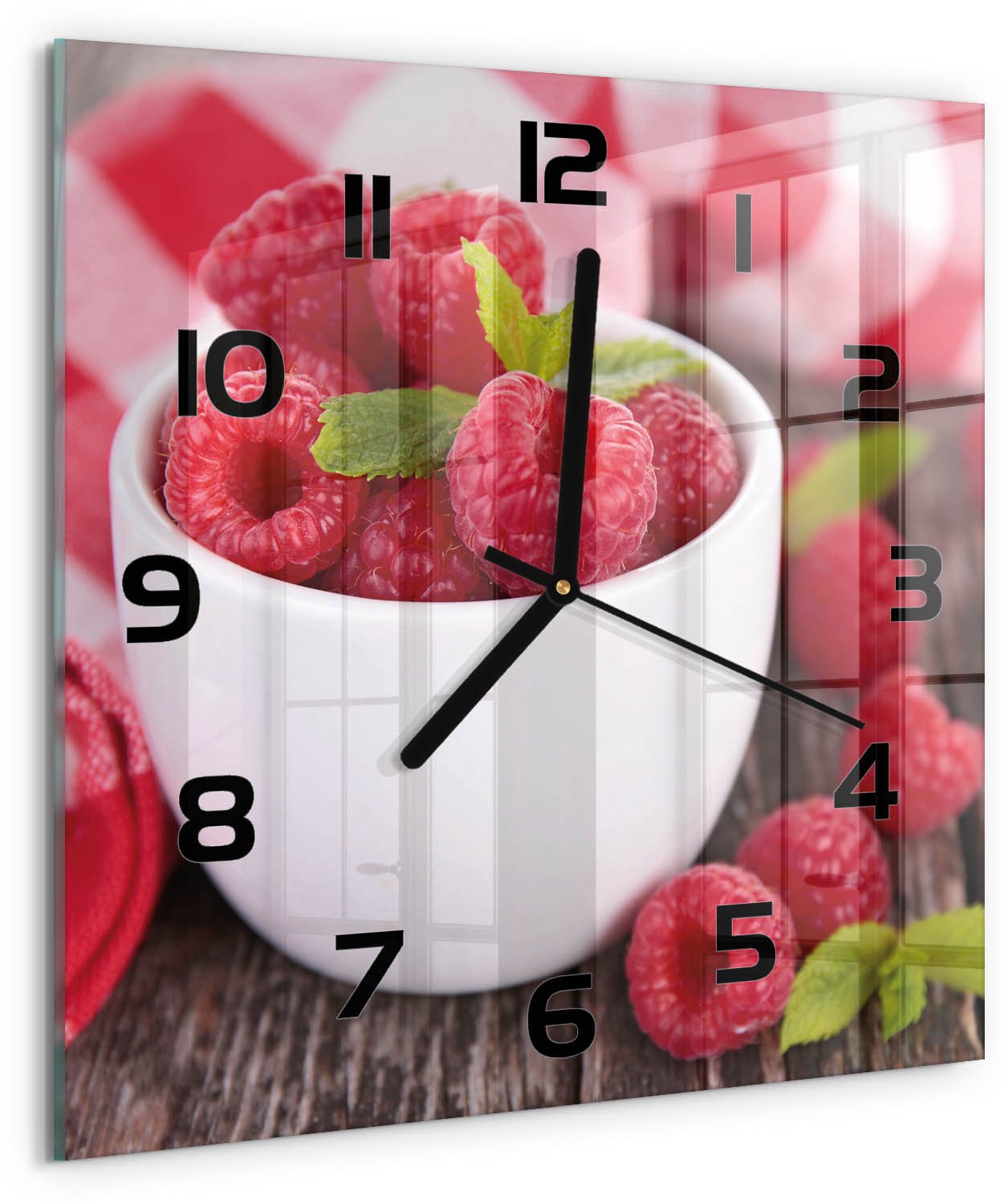 Tulup Wandklok - Frambozen in een kom Klok Glas Met Opdruk - 30x30 cm - Rood Moderne Wandklok Glas - Zwarte handen - Vierkante Klok - Decoratieve Glazen Klok - Glazen Wandklok Design