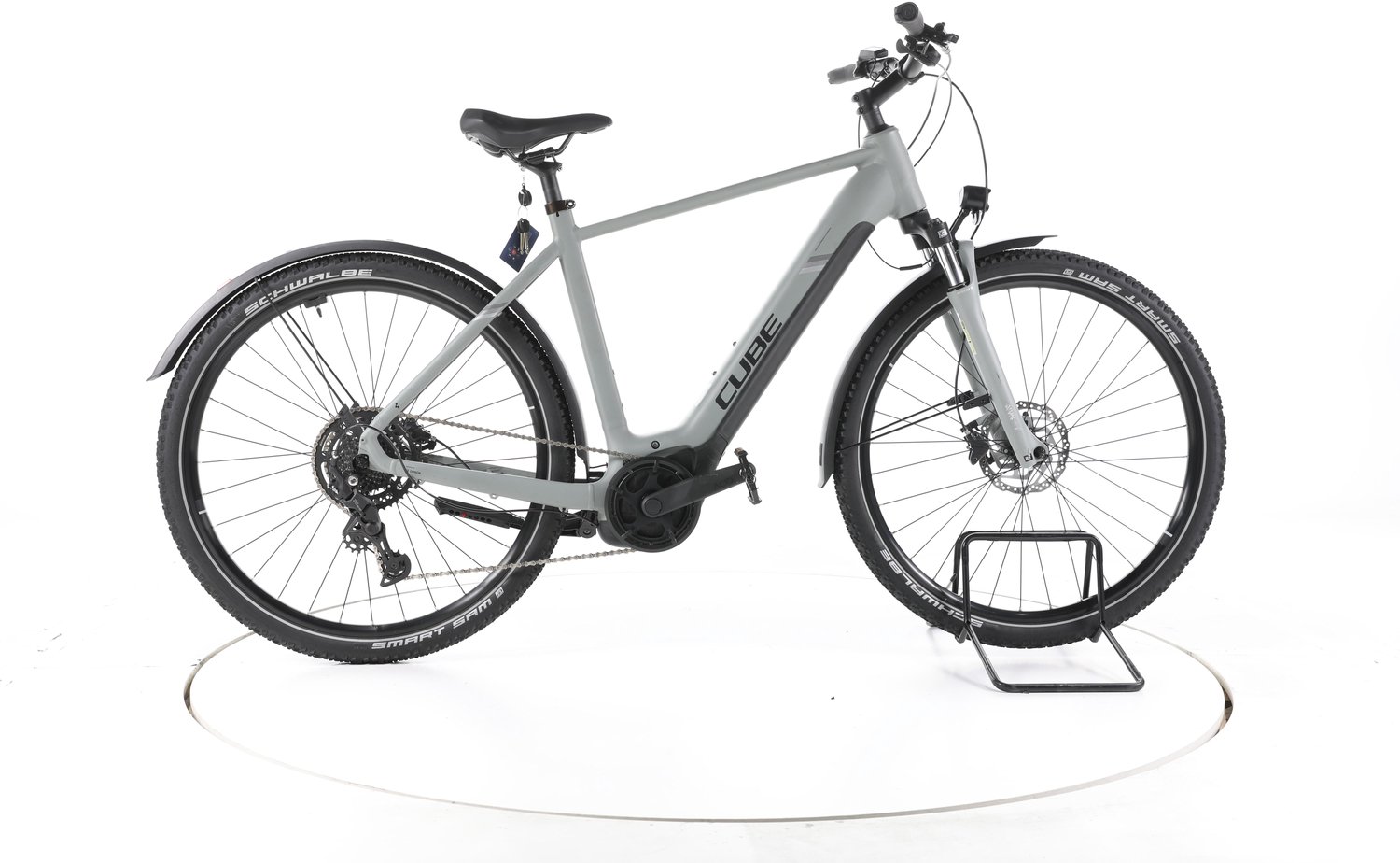 Cube Nuride Hybrid Performance 625 Allroad Elektrische trekkingfiets Bosch 29