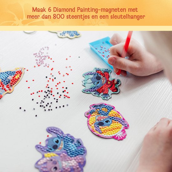 Stitch diamond painting magneten maken met meer dan 800 steentjes en een sleutelhanger.