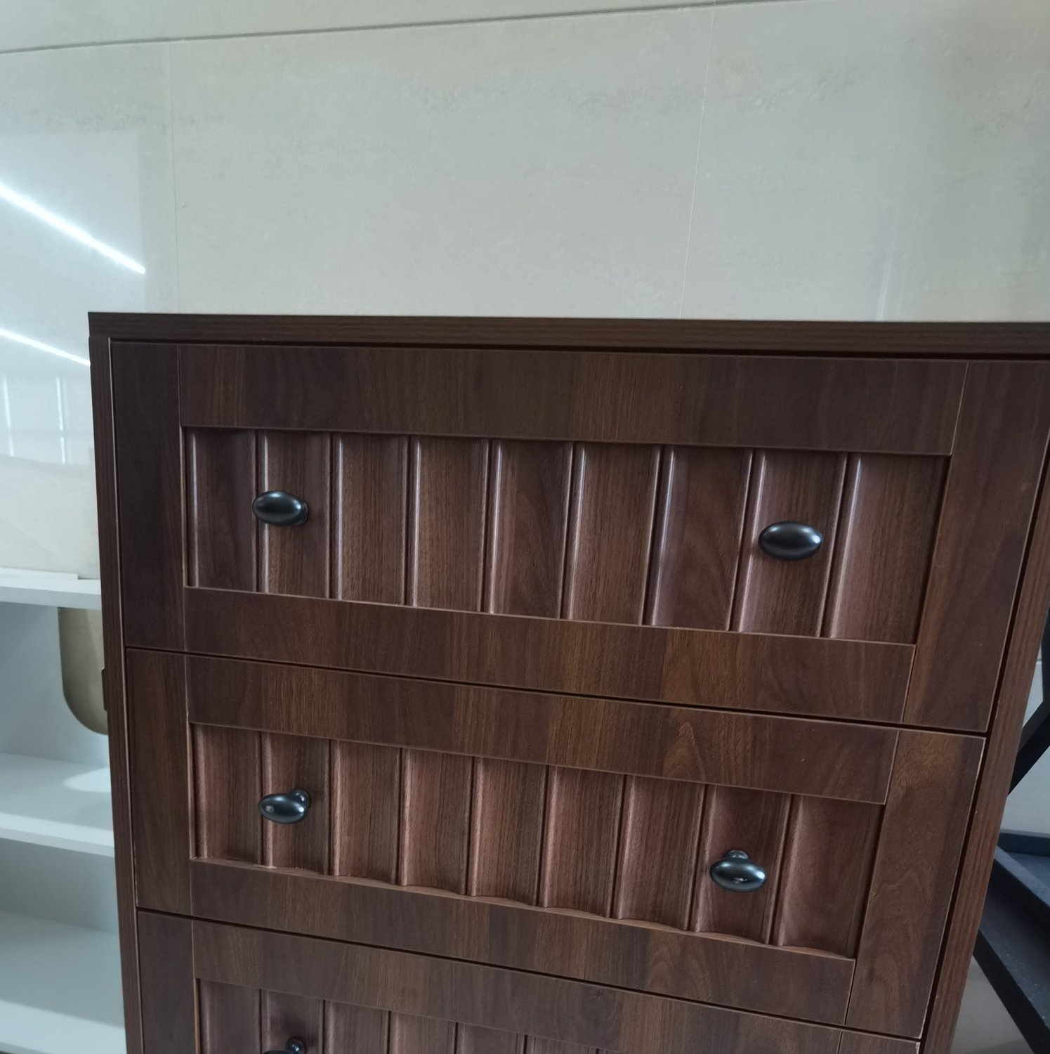 CHICFURN Ladekast - 3 lades - Met poten - Walnoot