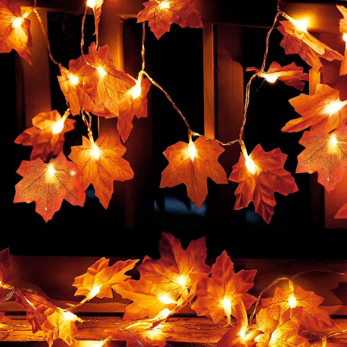 Slinger met esdoornbladeren, 3M 20 LED-lampjes, voor Halloween, binnenfeesten, bruiloften, Kerstmis en Thanksgiving tafeldecoratie.