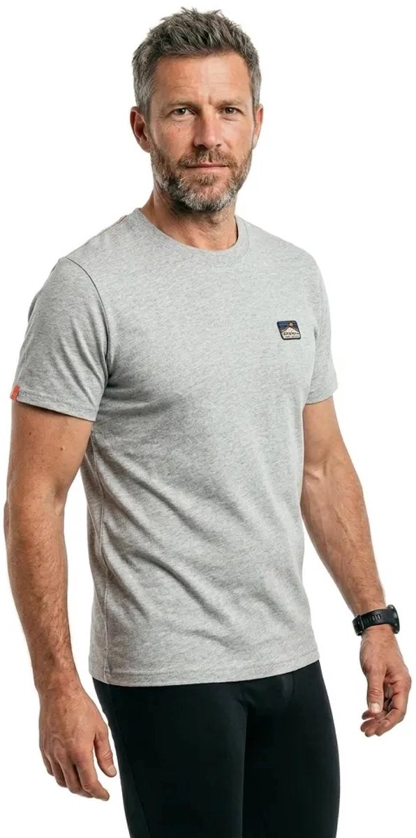Superdry Great Outdoors T-shirt met borduursel en relaxte pasvorm Heren T-shirts Grijs