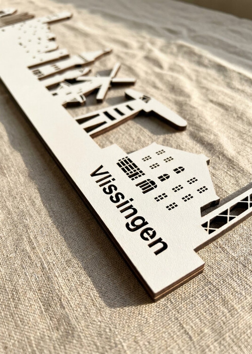 Houten Skyline Vlissingen | Wanddecoratie voor aan de muur | Wit MDF | 100 cm breed