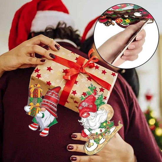 Luxe In Kerstsfeer Versierde Woonkamer Met Een Sfeervolle Kerstboom Open Haard Kerstsokken En Cadeautjes, Kerstmis, Vakantie, Seizoen Achtergrond Afbeelding Voor Gratis Dowoad