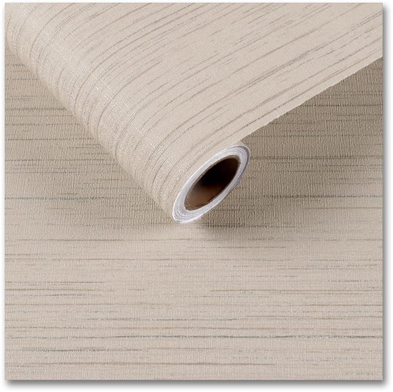 Een rol beige linnen structuur behang met subtiele glanzende strepen.