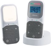 Alecto babyfoon. Babyunit met nachtlampje en ouderunit met display, op wit oplaadstation.