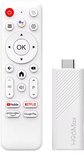 Witte afstandsbediening en H96Max TV stick op een witte achtergrond.