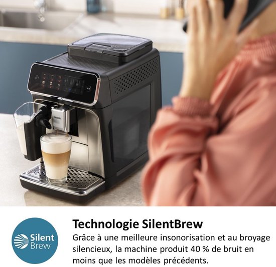 Philips 3300 Series - Espressomachine - 5 Warme & Koude Dranken - Melkopschuimer voor Cappuccino - 40% Stiller - AquaClean Filter - Volautomatisch - Zwart & Zilver - EP3329/70