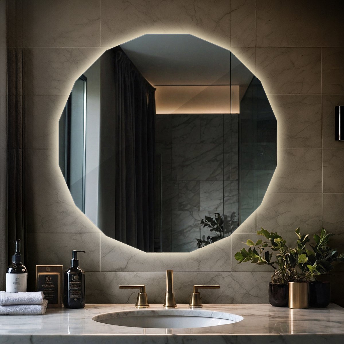 Coloray LED Spiegel Symmetrische Vorm - Abstracte LED Spiegel Hoekig - 80 cm x 80 cm - Badkamerspiegel Vrije Vorm Hoekig LED - Exclusieve Vorm Spiegel LED - Warm Licht - Wielhoekige Symmetrische Spiegel LED - Trendy Spiegel Vorm LED Warm Wit