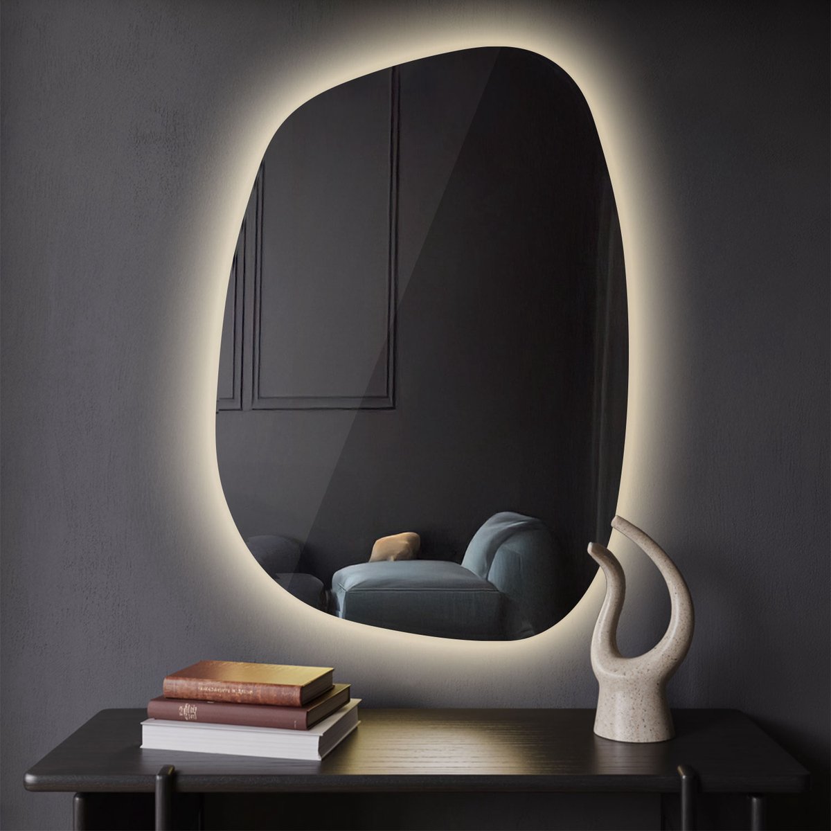Coloray Toiletspiegel LED - LED Spiegel Organische Vorm - 90,9 cm x 66 cm - Wandspiegel Slaapkamer Organisch LED - Organisch Gevormde LED Spiegel - Warm Licht - Boho LED Spiegel - Organische Spiegel Hal
