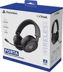 Verpakking van de Trust GXT 499 Forta draadloze gaming headset, officieel gelicentieerd voor PS5.