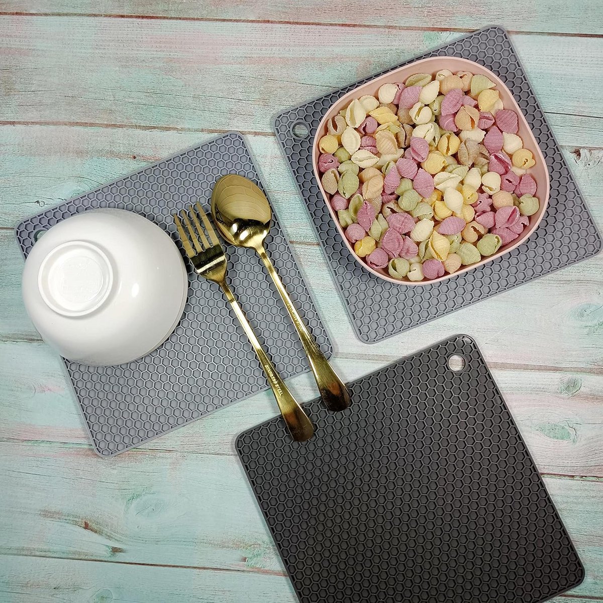Set van 4 Zwarte Siliconen Onderzetters en Hittebestendige Matten voor Keuken en Tafel