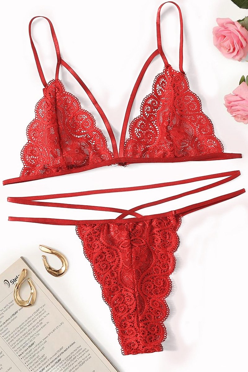 La Nuita Rode Sexy Lingerie Set – Kant BH & String – Dames Lingerieset – Verleidelijke Strappy Lace Bh Set – Comfortabele Rode Lingerie – S t/m XL