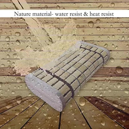Bamboe hoofdkussen in een plas water, met de tekst 'Nature material- water resist & heat resist'.