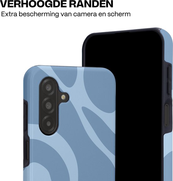 Telefoonhoes met blauwe water golven, met verhoogde randen voor extra bescherming.