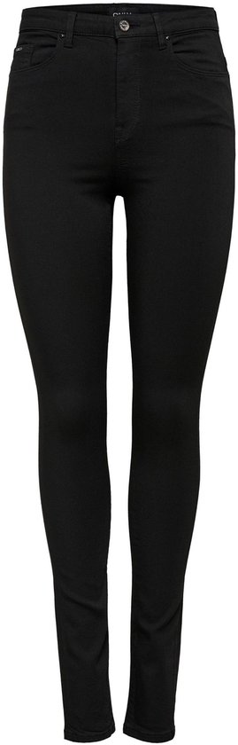 Voorkant van een vrouw in een zwarte skinny jeans.
