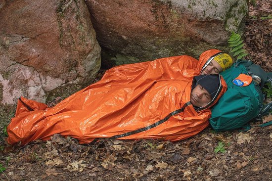 Noodbivak voor 2 Personen - Ultralichte, Warmte Reflecterende Schuilplaats — afbeelding 2