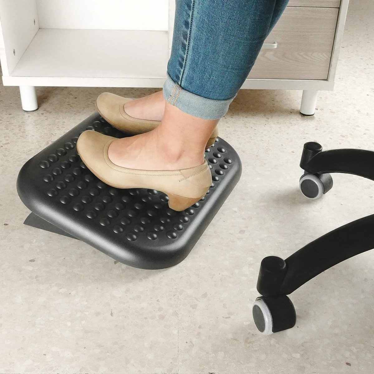 Verstelbare Ergonomische Voetsteun met Kantelbaar Platform voor Bureauwerk