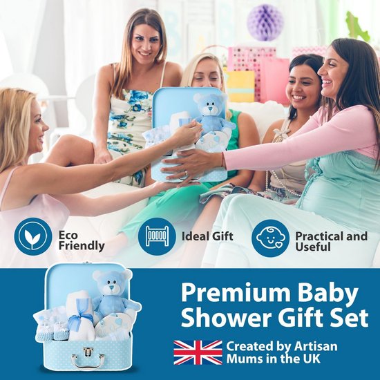 Geschenkmand voor babyfeestjes met fleece, handdoek, babykleding en teddybeer - doopcadeaus voor jongens van GIFTIUS — afbeelding 4