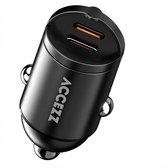 Een zwarte Accezz autolader met twee oranje USB-C poorten, op een witte achtergrond.
