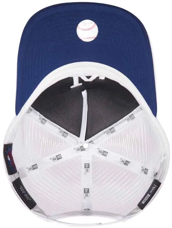 Casquette bleue avec dos en mesh blanc et logo LA.