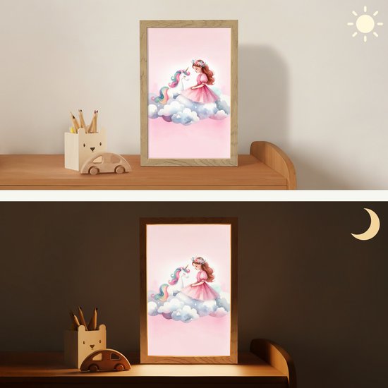 Nachtlampje 20x30 cm - Kinder lampje - Eenhoorn - Prinses - Unicorn - Roze - Wolken - Tafellamp kinderkamer - Slaapkamer lamp - Bedlamp kinderen - Kinderlampje stopcontact - Wandlamp babykamer - Nachtlampjes van Merkloos — afbeelding 4