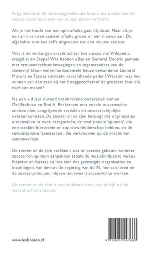 Achterflap van 'De Zeester en de Spin' met tekst over het succes van organisaties zonder leider.