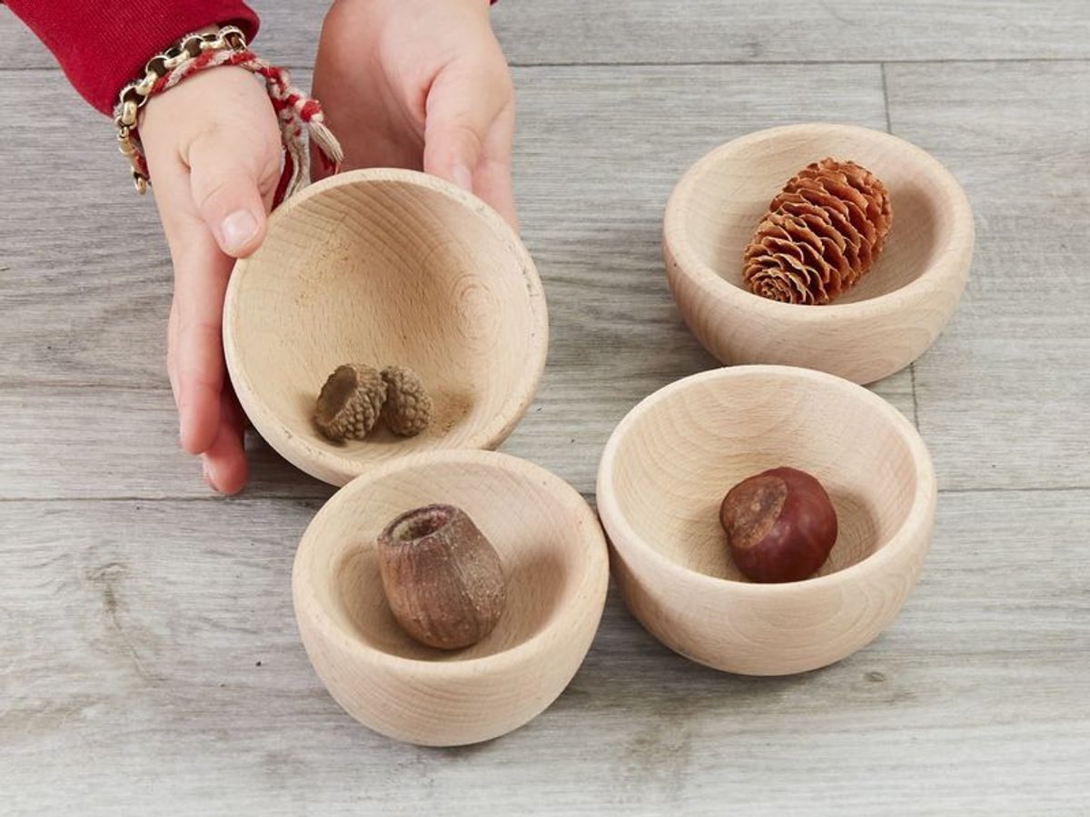 Cosy houten speelgoed kommen set van 4 voor sorteren en leren.