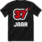 37 Jaar Feest kado T-Shirt Heren / Dames - Perfect Verjaardag Cadeau Shirt - Wit / Rood - Maat XL