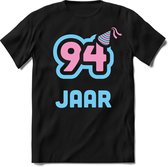 93 Jaar Feest kado T-Shirt Heren / Dames - Perfect Verjaardag Cadeau Shirt - Licht Blauw / Licht Roze - Maat S