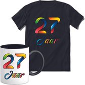 27 Jaar Vrolijke Verjaadag T-shirt met mok giftset Zwart | Verjaardag cadeau pakket set | Grappig feest shirt Heren – Dames – Unisex kleding | Koffie en thee mok | Maat L