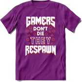 Gamers don't die T-shirt | Oranje | Gaming kleding | Grappig game verjaardag cadeau shirt Heren – Dames – Unisex | - Paars - XL