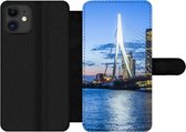 Bookcase Geschikt voor iPhone 11 telefoonhoesje - Rotterdam - Water - Skyline - Met vakjes - Wallet case met magneetsluiting