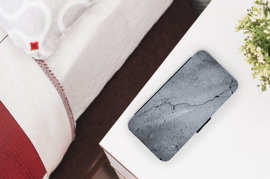 Bookcase pour iPhone 13 Pro Max Bookcase - Béton - Grijs - Déchirure - Avec compartiments - Étui portefeuille avec fermeture magnétique