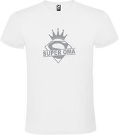 Wit  T shirt met  print van "Super Oma " print Zilver size M