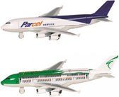 Speelgoed vliegtuigen setje van 2 stuks groen en wit 19 cm - Vliegveld spelen voor kinderen