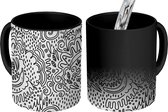 Magische Mok - Foto op Warmte Mokken - Koffiemok - Banaan - Zwart Wit - Patronen - Doodle - Magic Mok - Beker - 350 ML - Theemok
