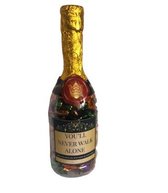 Champagnefles - You'll never walk alone - Gevuld met verpakte Italiaanse bonbons - In cadeauverpakking met gekleurd lint
