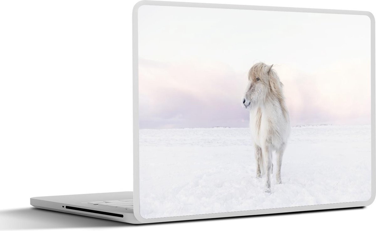 Afbeelding van product SleevesAndCases  Laptop sticker - 11.6 inch - Wit IJslander paard in de sneeuw