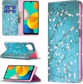 Voor Samsung Galaxy M32 Gekleurd Tekenpatroon Onzichtbare Magnetische Horizontale Flip PU Lederen Case met Houder & Kaartsleuven & Portemonnee (Pruimenbloesem)